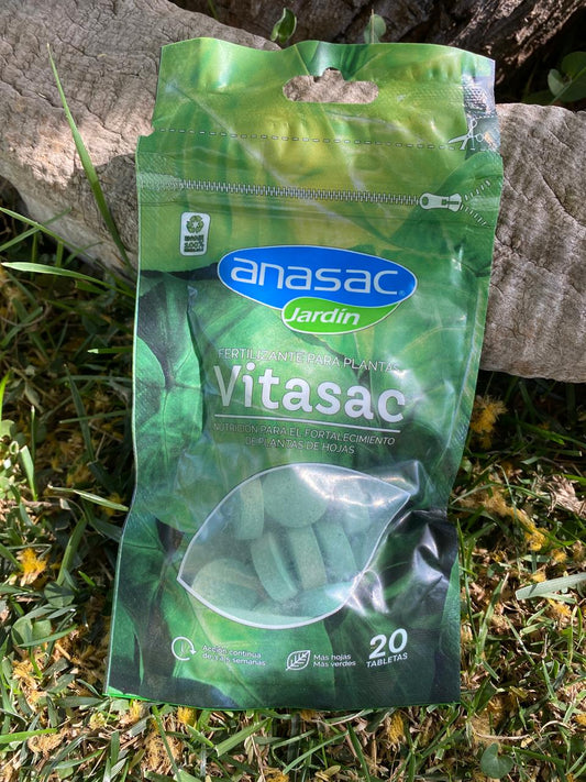 TIERRA PARA MACETEROS 25 LITROS + VITASAC PLANTAS
